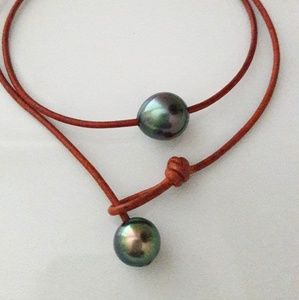 Genuine Tahitian Pearl Necklace 16"